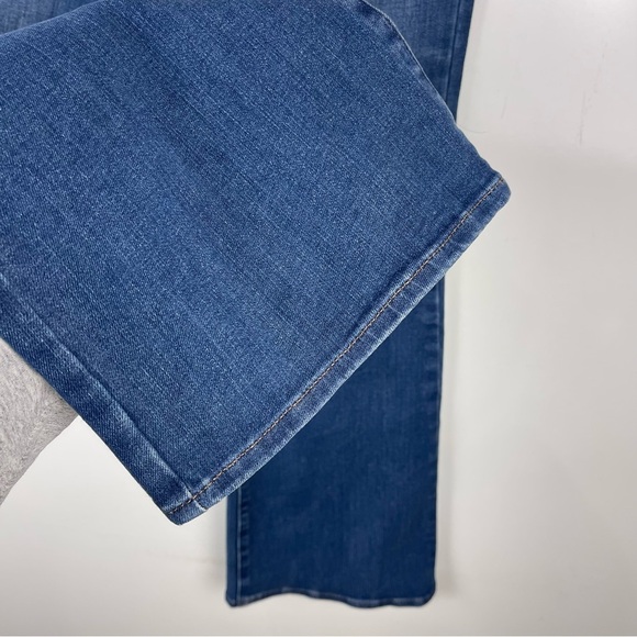 EXPRESS High Rise Flare Jeans Ultra Hyper Stretch Blue Women's Size Small 0 2 4 - Picture 6 of 9